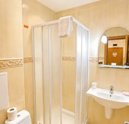 Photo 5 — Three-room apartment with 2 balconies in Bansko, Parklands