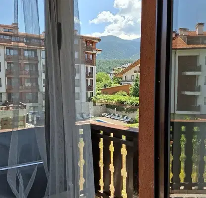 Photo 2 — Two-room apartment with balcony in the centre of Bansko