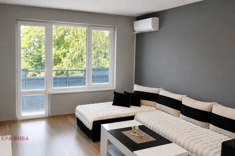 3-room apartment in Beloslav with enclosed terrace