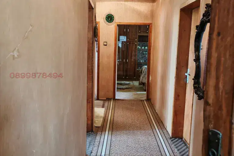 Четиристаен апартамент в Берковица с паркомясто