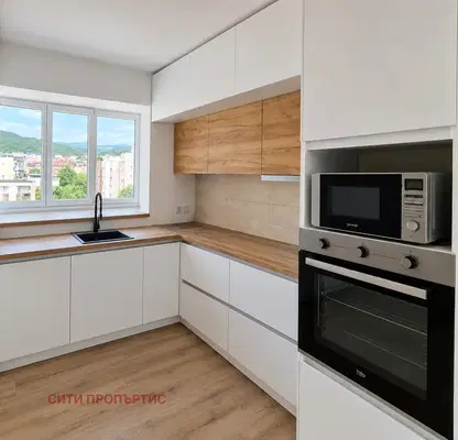 Photo 2 — 3-room apartment in Blagoevgrad, Elenovo 1 with glazed terrace