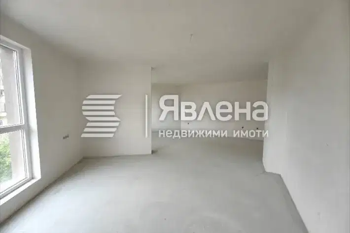 Spacious 3-room apartment in Elenovo 1, Blagoevgrad with elevator