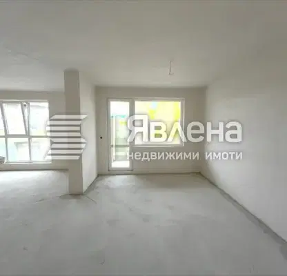 Снимка 4 — Просторен 3-стаен апартамент в Еленово 1, Благоевград с асансьор