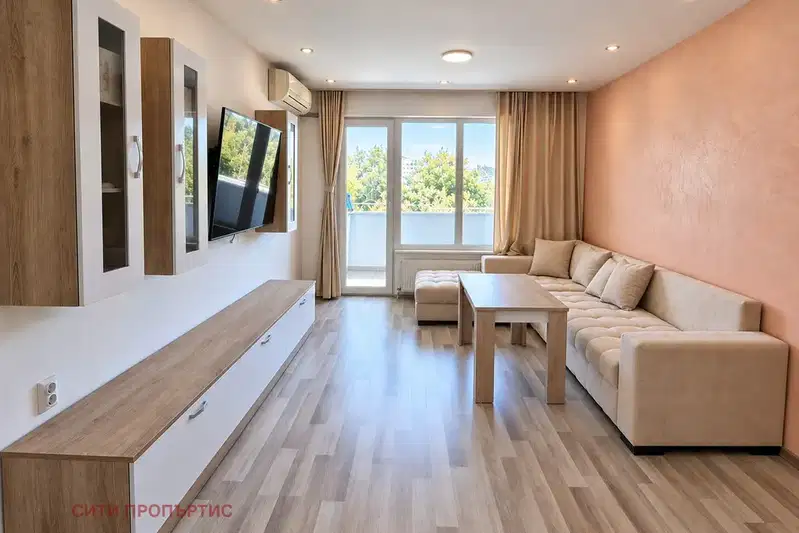 Three-room apartment with terrace in Orlova chuka, Blagoevgrad