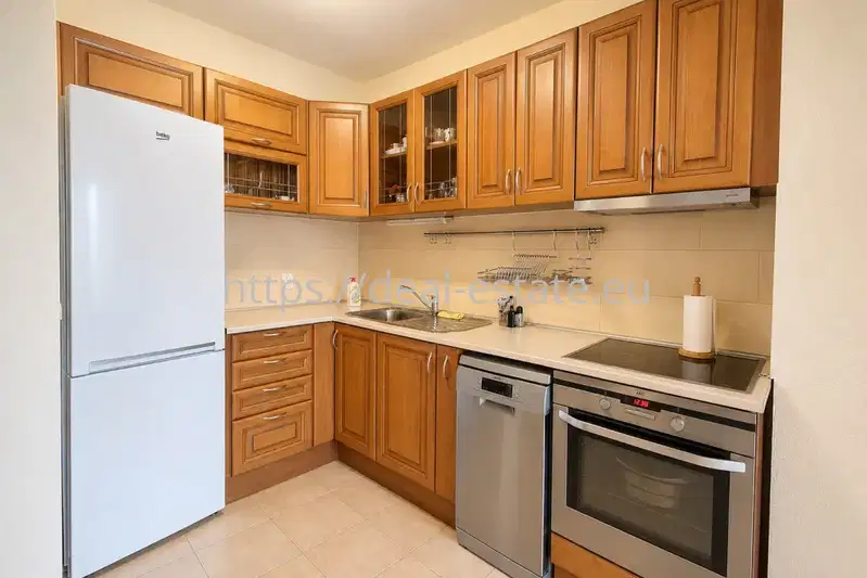 3-bedroom apartment in Blagoevgrad, Shirok Centyr