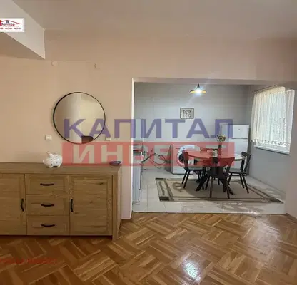 Снимка 3 — Просторен 3-стаен апартамент в Широк център, Благоевград с две тераси