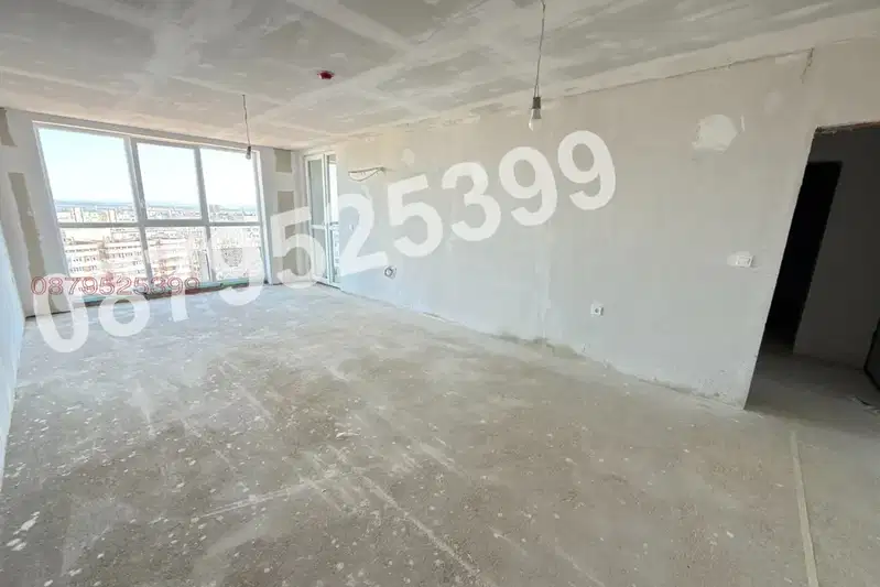 Two-room apartment with sea view in Bratya Miladinovi, Burgas