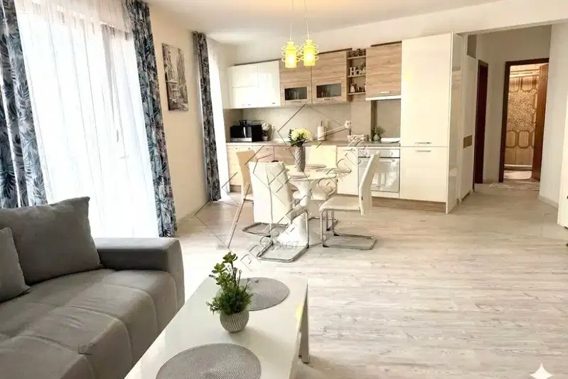 Two-room apartment in Center, Burgas, near the Sea Garden