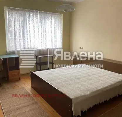 Снимка 5 — 3-стаен апартамент с две тераси в Център, Бургас