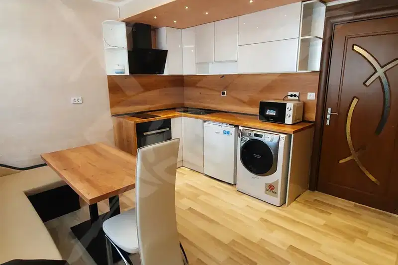 3-bedroom apartment in Burgas, Centyr