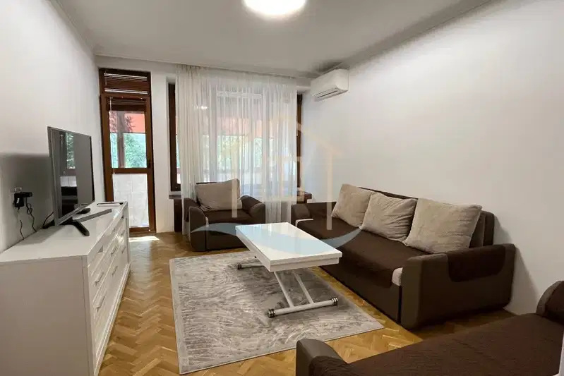 3-bedroom apartment in Burgas, Centyr
