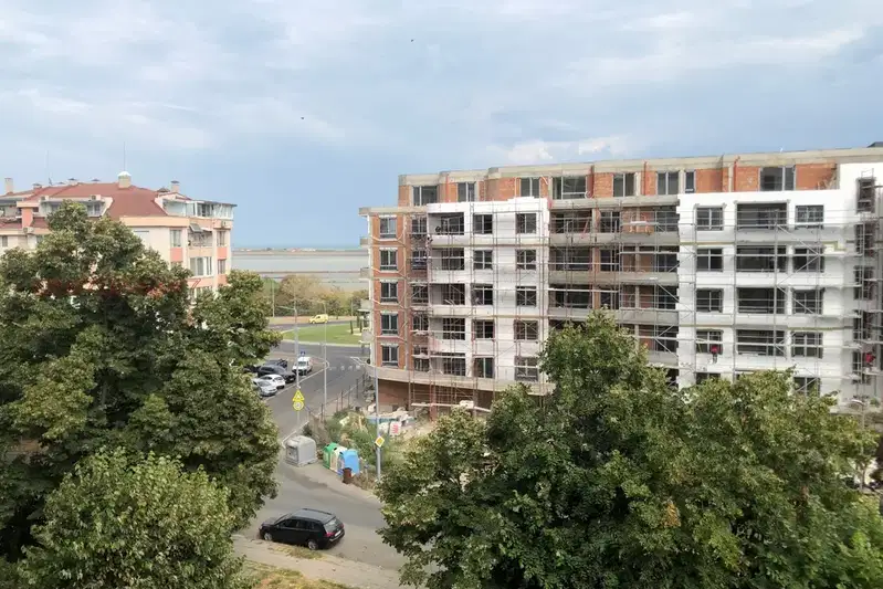 Two-room apartment with terrace in Izgrev, Burgas