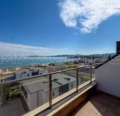 Photo 2 — 3-bedroom apartment in Burgas, Kraimorie
