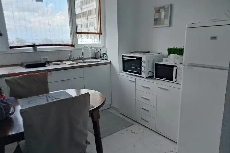 3-bedroom apartment in Burgas, Lazur