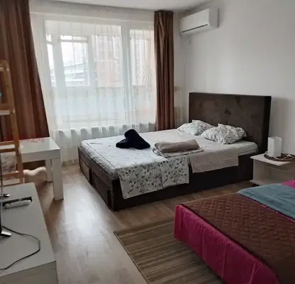 Photo 2 — 3-bedroom apartment in Burgas, Lazur