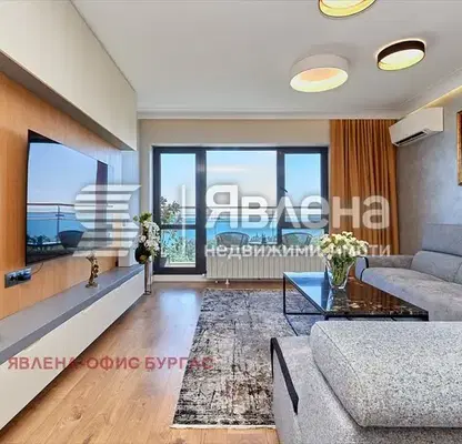 Photo 3 — 3-bedroom apartment in Burgas, Lazur