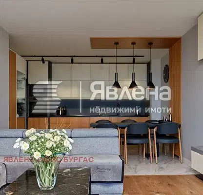 Photo 5 — 3-bedroom apartment in Burgas, Lazur