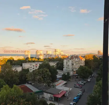 Снимка 2 — 4-стаен апартамент с три тераси в Лазур, Бургас