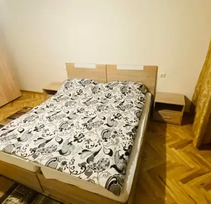 Снимка 4 — Двустаен апартамент в Лазур, Бургас с тераса и асансьор