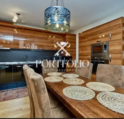 Photo 4 — Spacious 4-room apartment in Lazur with sea view