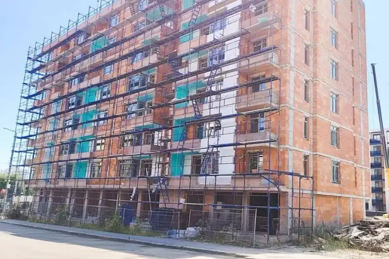 Тристаен апартамент с тераса в Меден рудник, Бургас
