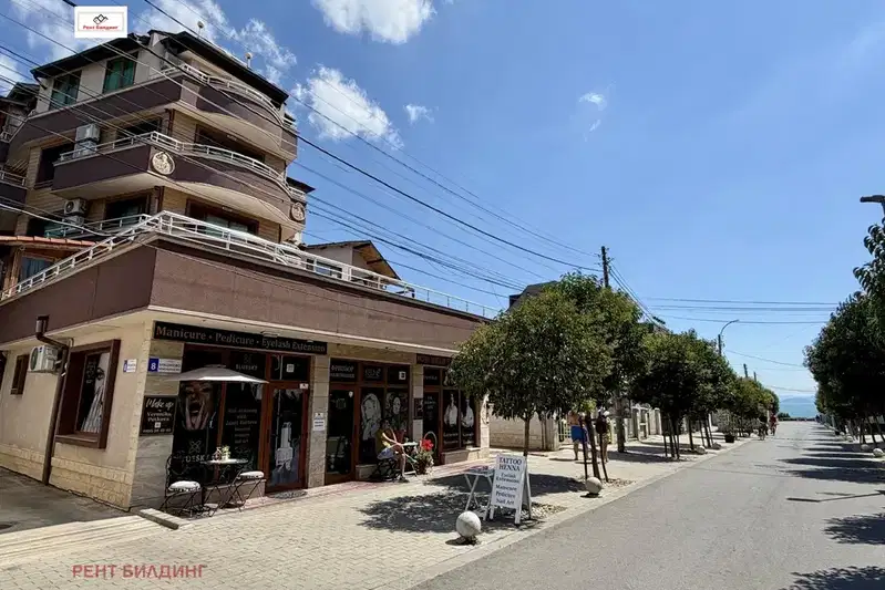 Two-room apartment in Sarafovo with terrace and pool