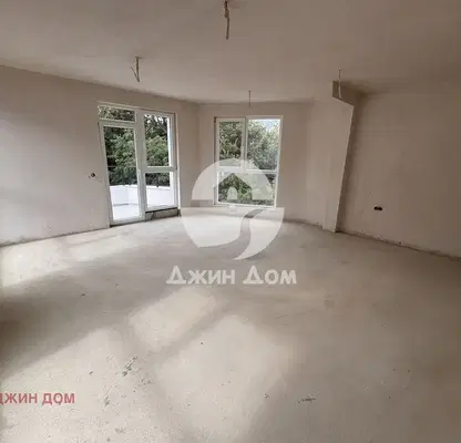 Снимка 2 — Двустаен апартамент в Сарафово с тераса и паркинг