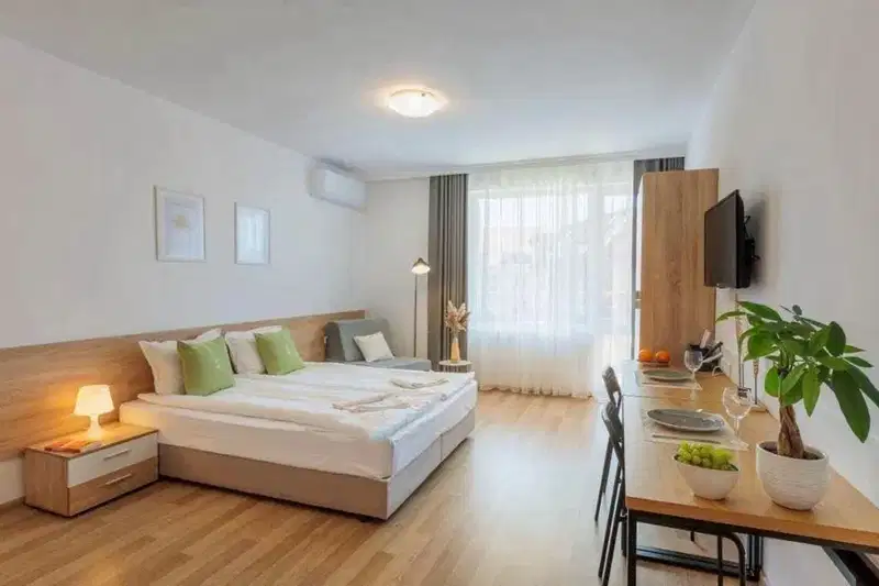 One-room apartment in Sarafovo with terrace, Burgas