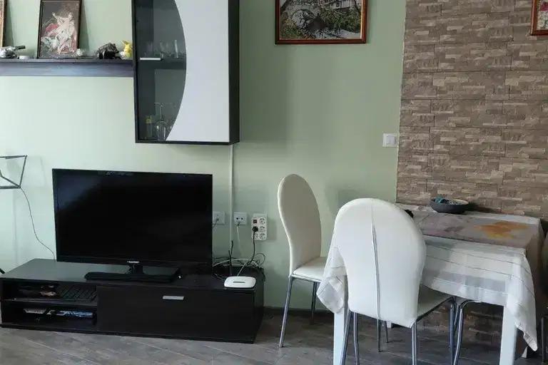 Two-room apartment in Sarafovo with terrace on first floor