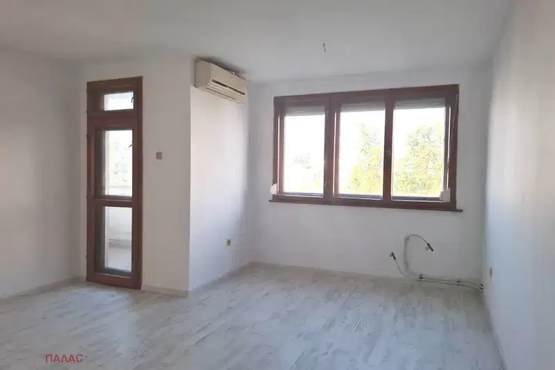 One-room apartment in Slaveykov, Burgas with terrace