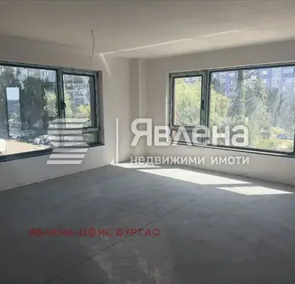Снимка 4 — Тристаен апартамент с тераса в Славейков, Бургас
