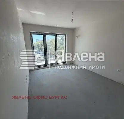 Снимка 5 — Тристаен апартамент с тераса в Славейков, Бургас