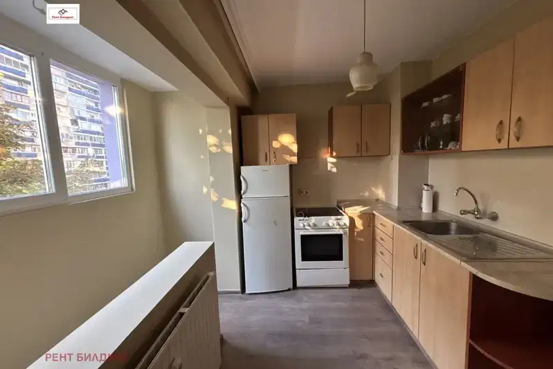 3-bedroom apartment in Burgas, Slaveikov