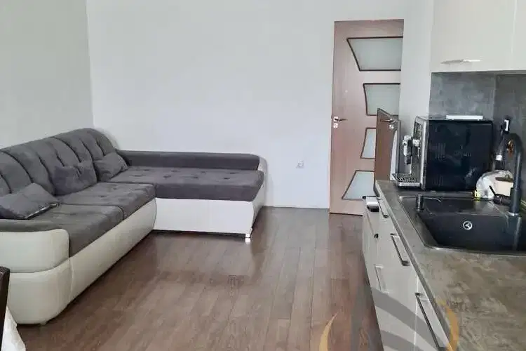 Three-room apartment in Slaveykov, Burgas with terrace