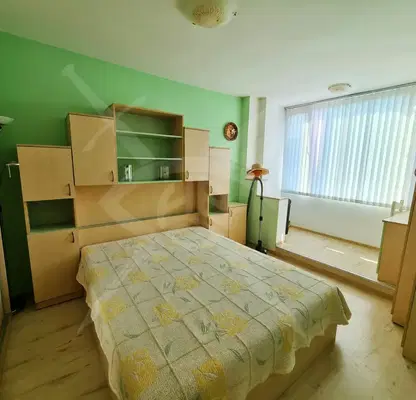 Снимка 3 — Тристаен апартамент с хол и кухня в Славейков, Бургас