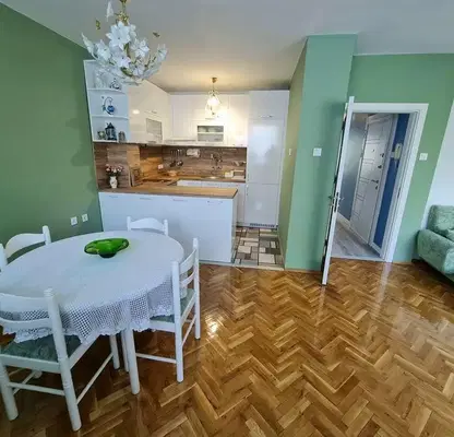 Photo 3 — 3-bedroom apartment in Burgas, Slaveikov