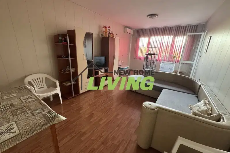 Three-room apartment with east-west aspect in Vazrazhdane, Burgas