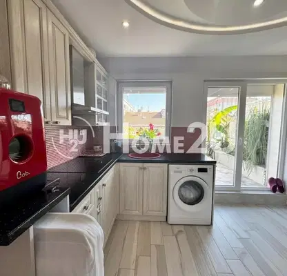 Photo 5 — 3-bedroom apartment in Burgas, Vyzrajdane