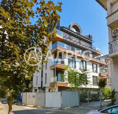Снимка 4 — 4-стаен апартамент с морска панорама в Бургас, Възраждане