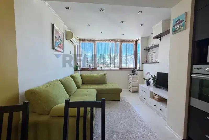 3-bedroom apartment in Burgas, Vyzrajdane