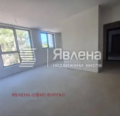 Снимка 3 — Тристаен апартамент в Зорница с паркомясто в нова сграда