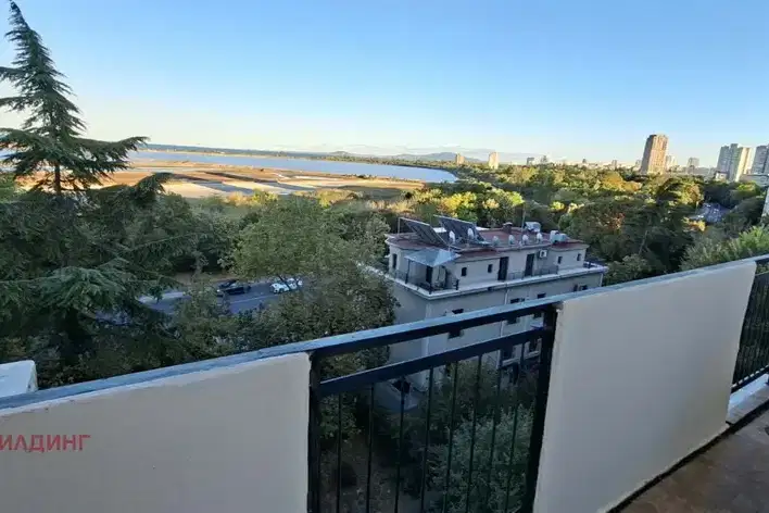 Three-room apartment with sea view in Zornitsa, Burgas