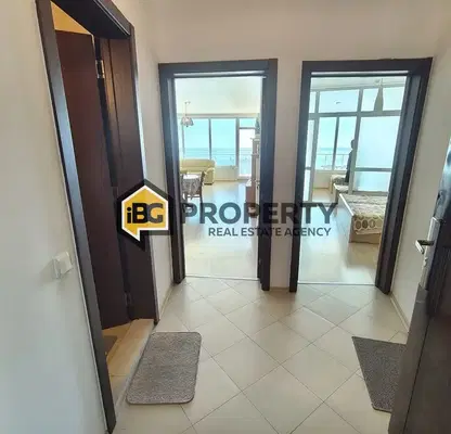 Photo 2 — Large 2-room apartment with sea view in Byala