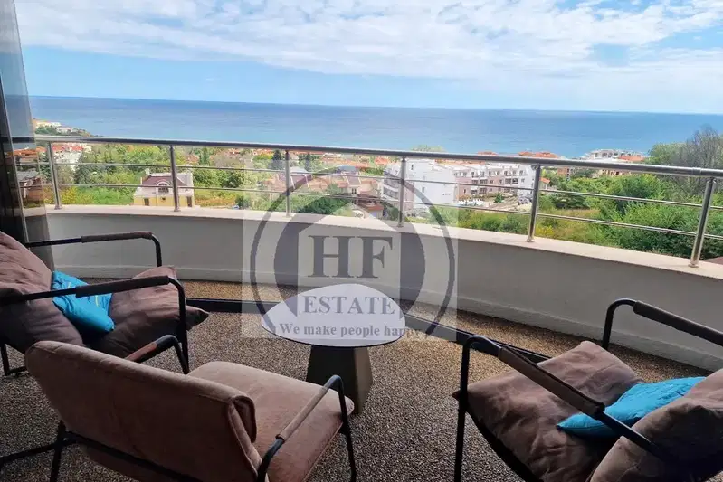 Spacious 2-room apartment with panoramic view in Byala