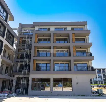 Photo 2 — Three-room apartment with parking space in Tsarevo above the Central Beach