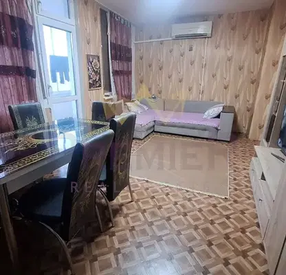 Photo 2 — Two-room apartment 72 sq m in Devnya with balcony