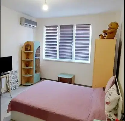 Photo 3 — 3-bedroom apartment in Dobrich, Centyr