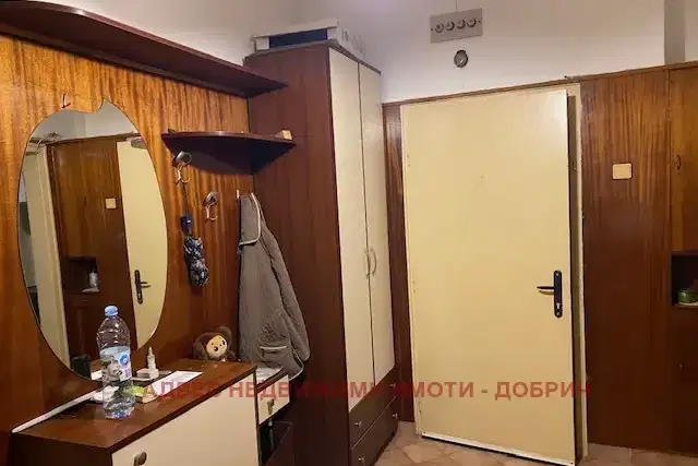 Просторен 4-стаен апартамент в центъра на Добрич с три тераси