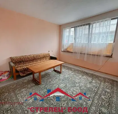 Photo 3 — 3-bedroom apartment in Dobrich, Centyr