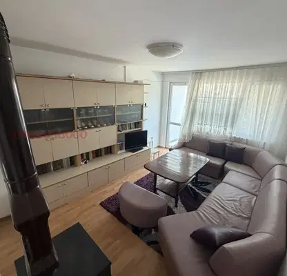 Photo 2 — 3-bedroom apartment in Dobrich, Dobrotica - Albenska